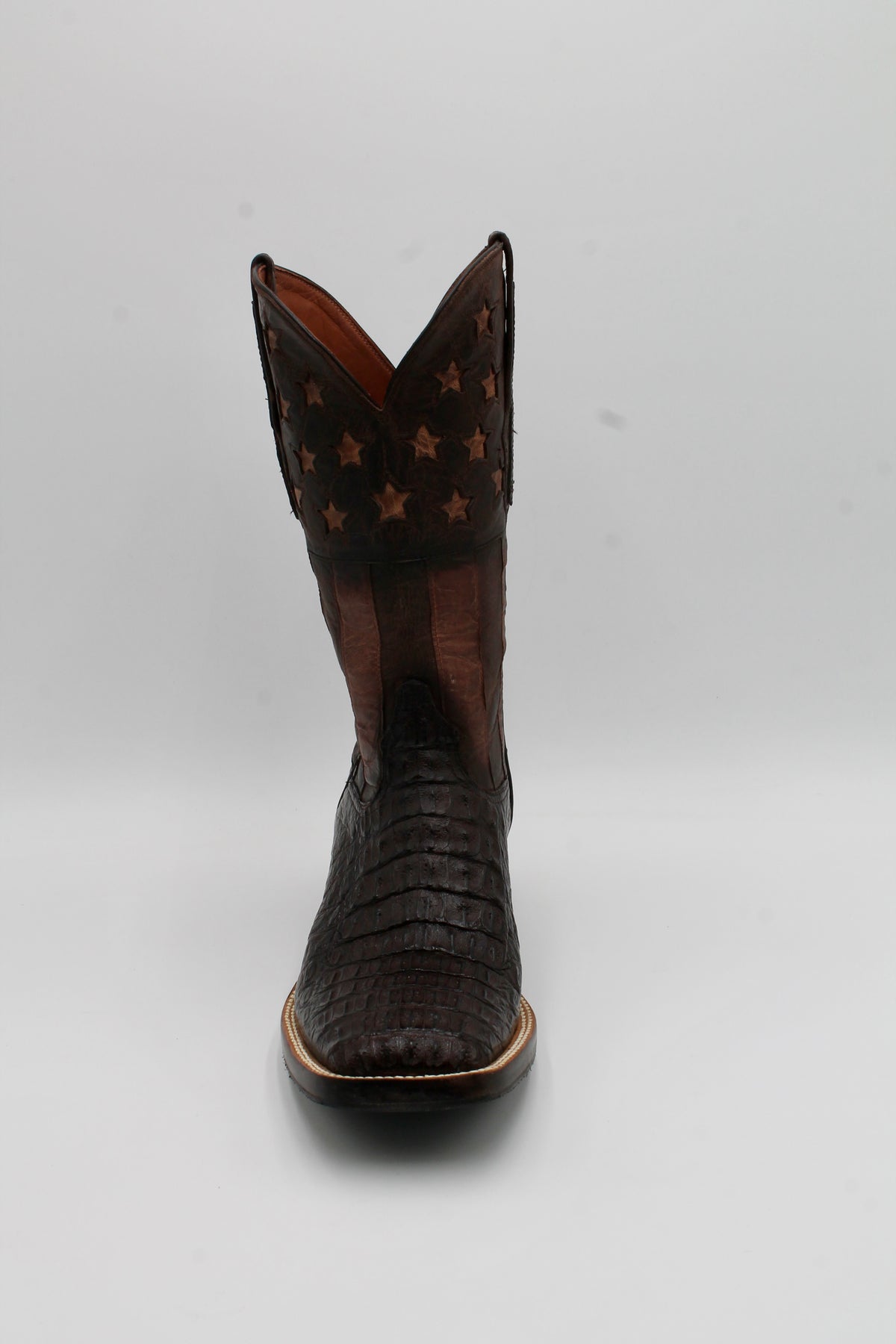 Black Jack Caiman Hornback 9D