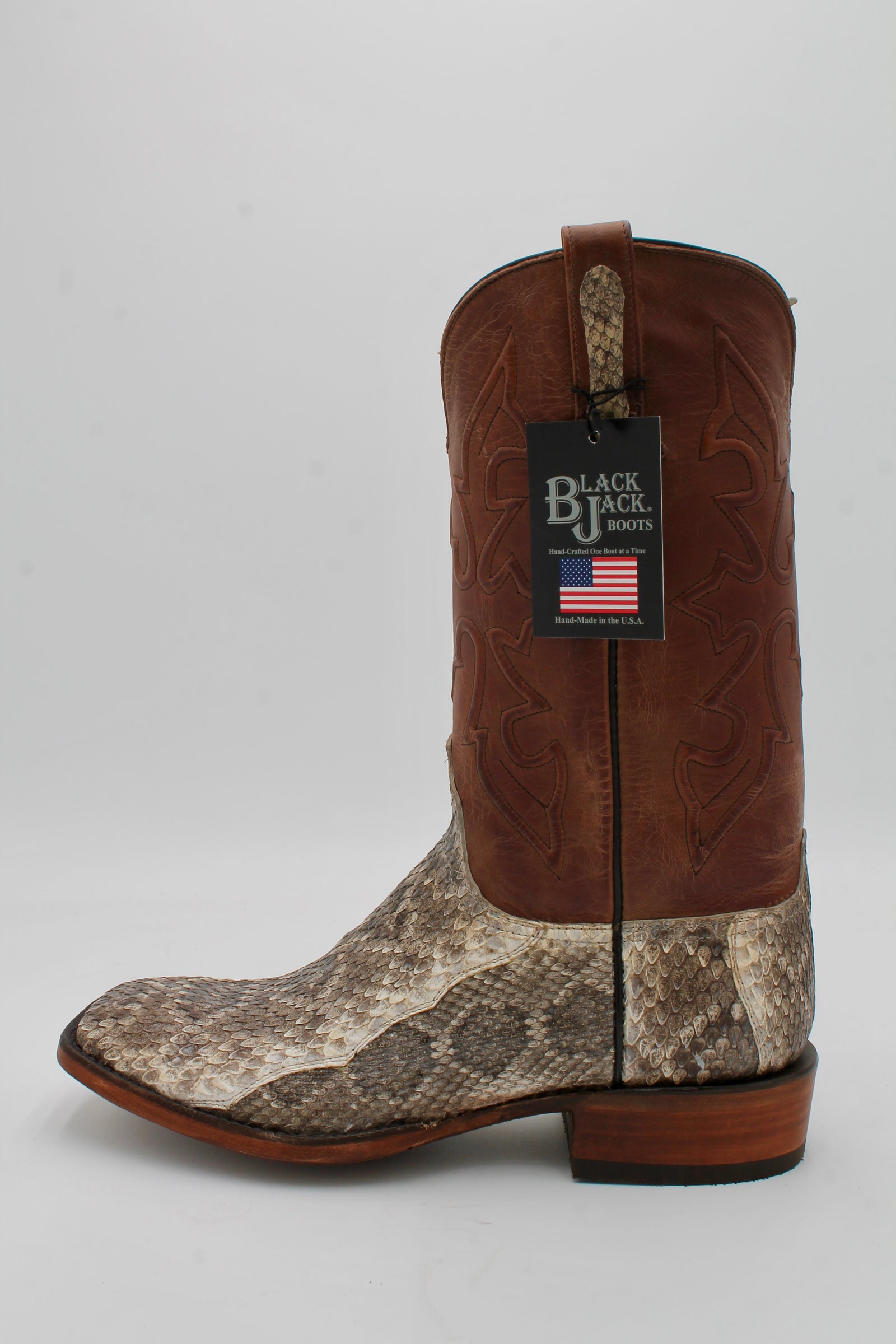Black Jack Diamond Back Rattle Snake 10.5D
