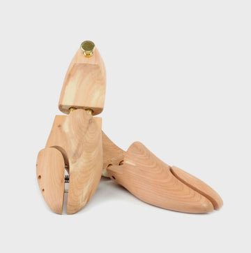 Cedar Shoe Trees