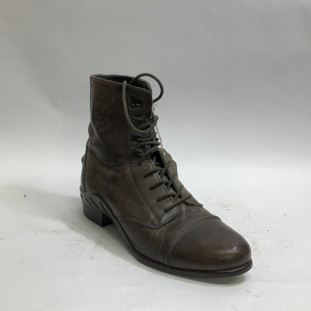 Womens lace clearance up ariat boots